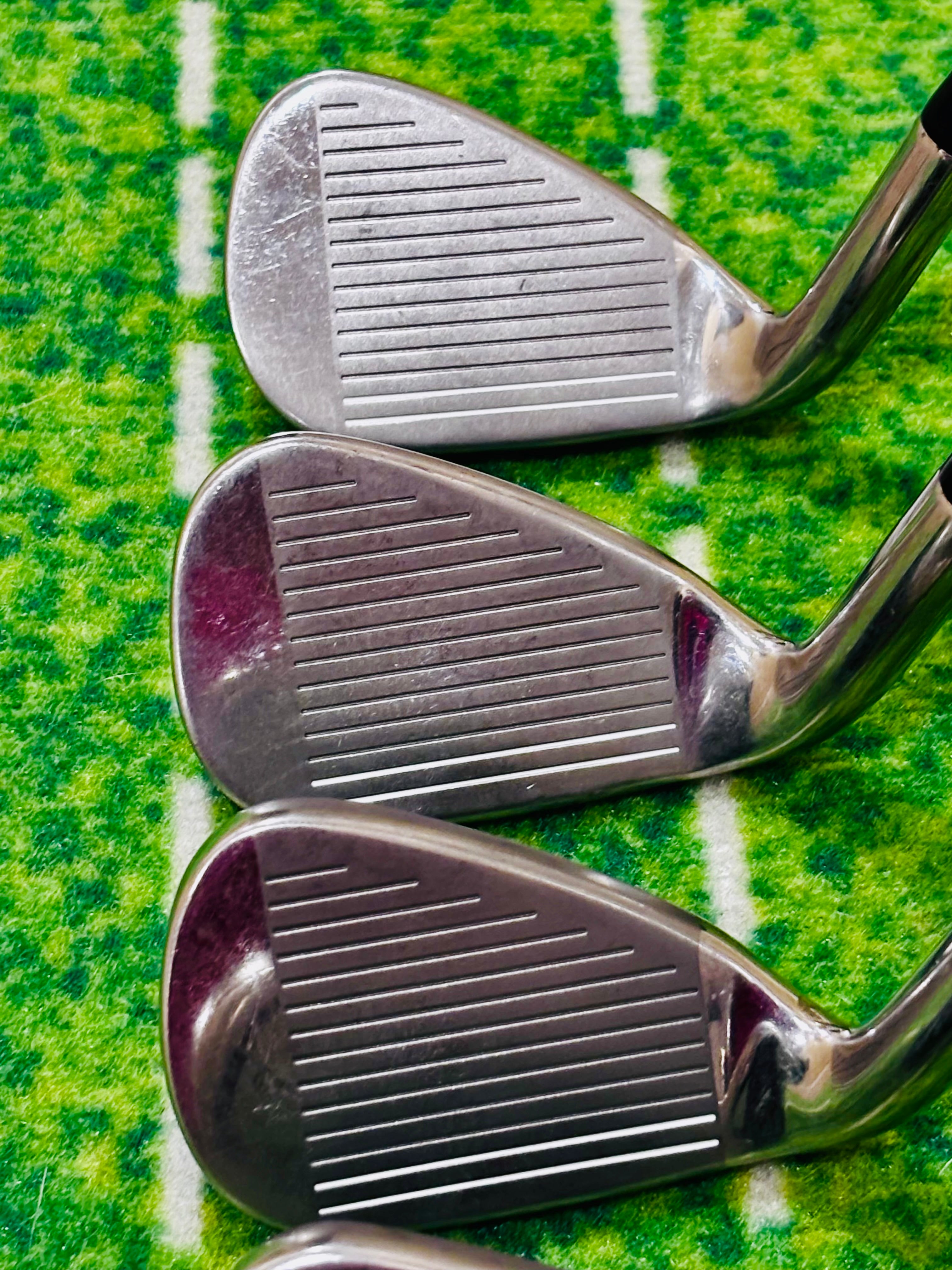 Callaway Rogue ST Max Iron Set 5-AW (7 Clubs) – Stiff Steel – Golf Pride Z-Grips