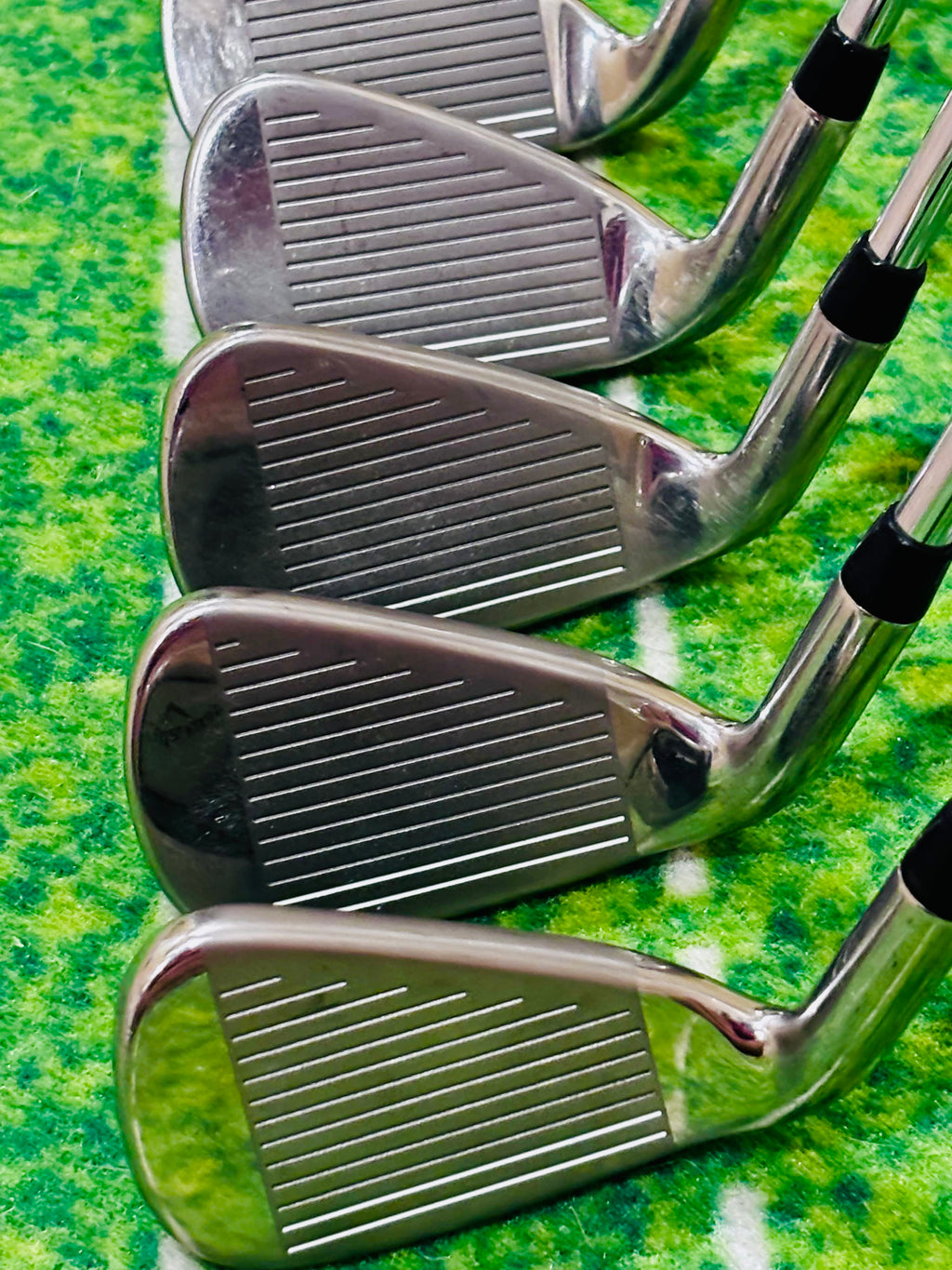 Callaway Rogue ST Max Iron Set 5-AW (7 Clubs) – Stiff Steel – Golf Pride Z-Grips