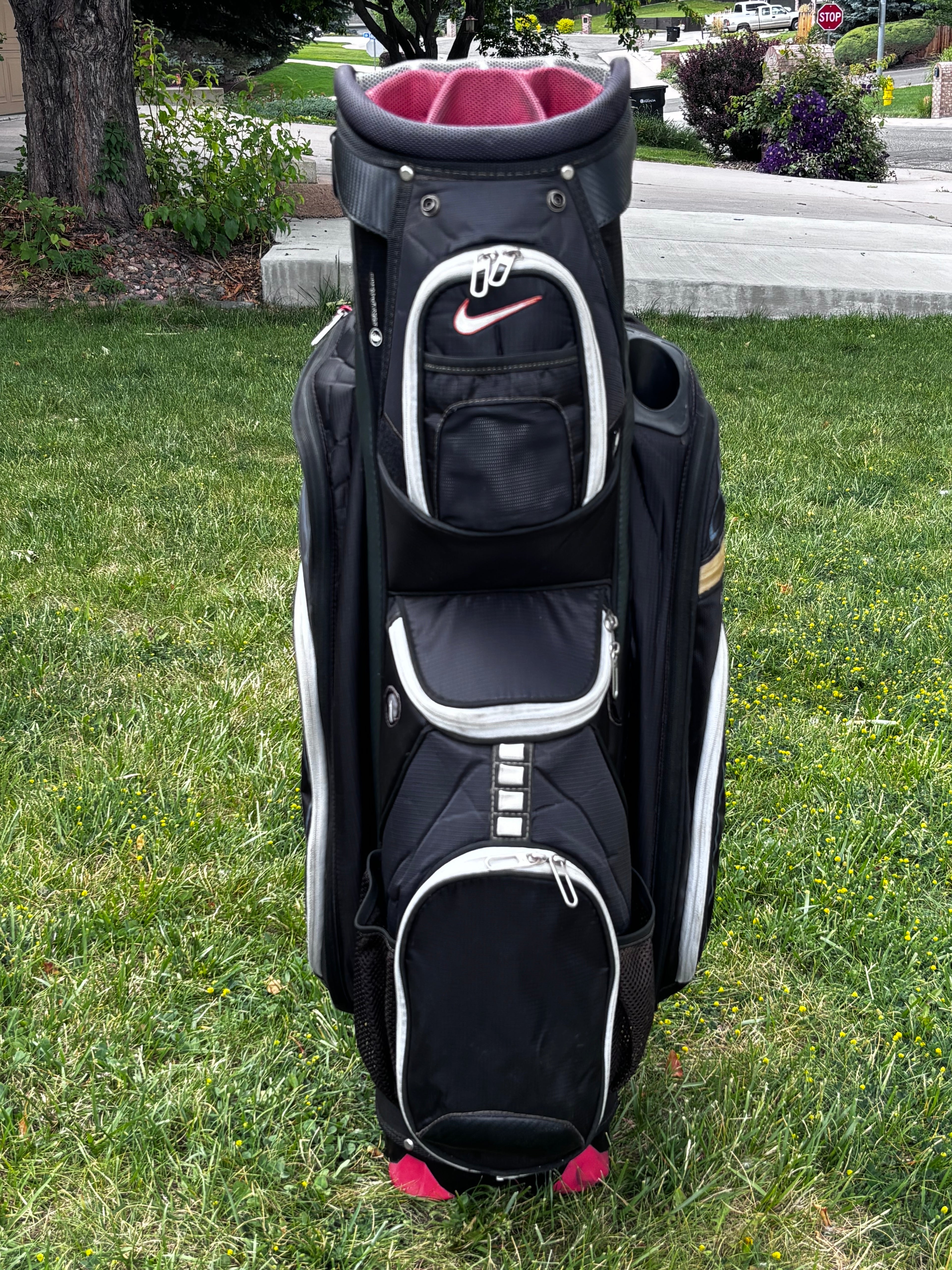 Nike M9 II 14-Way Premium Golf Cart Bag - Black/Silver
