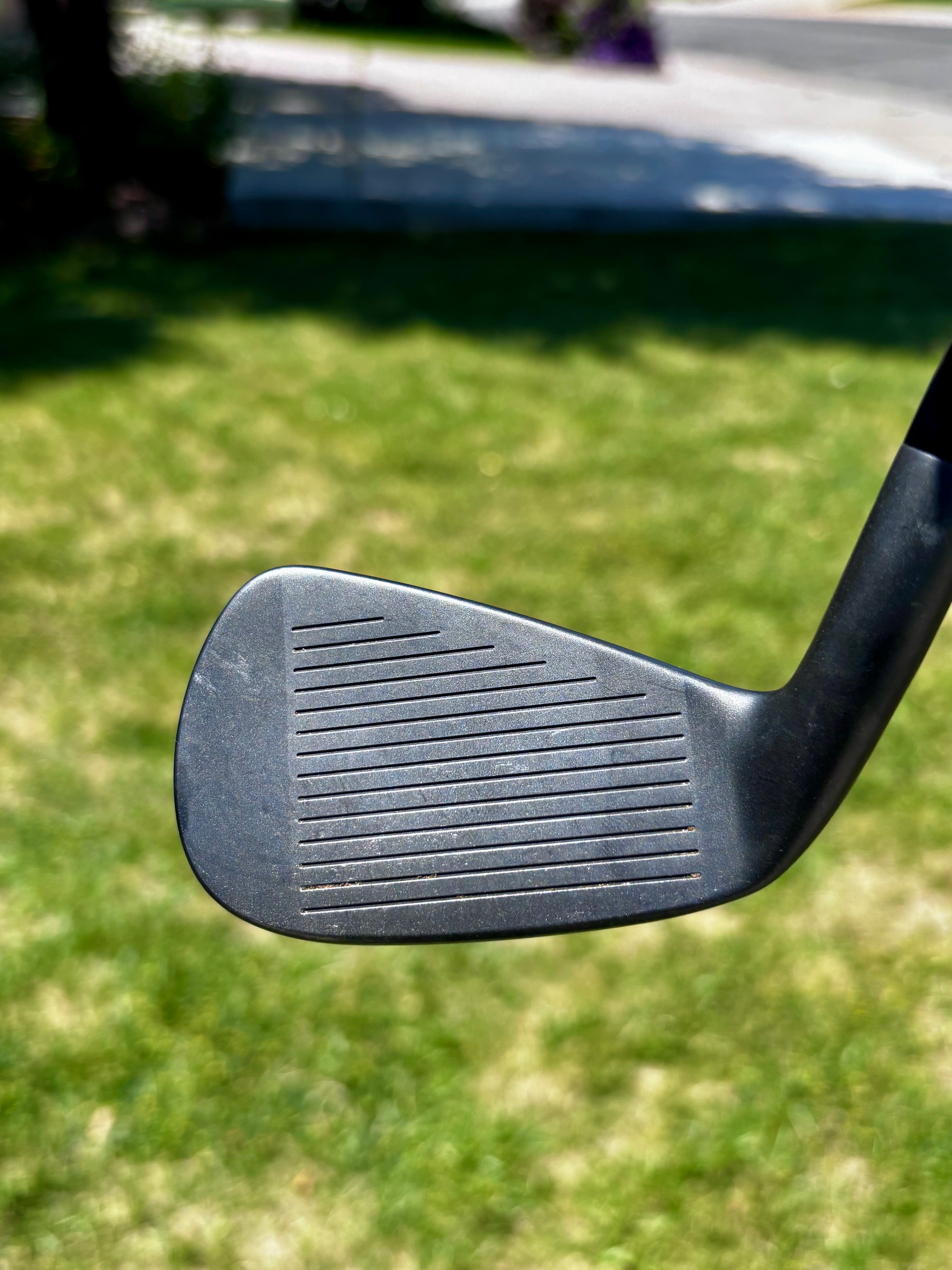 Cobra King Forged Tec Black Single 7 Iron - Mitsubishi MMT 85 S Stiff Flex - MINT