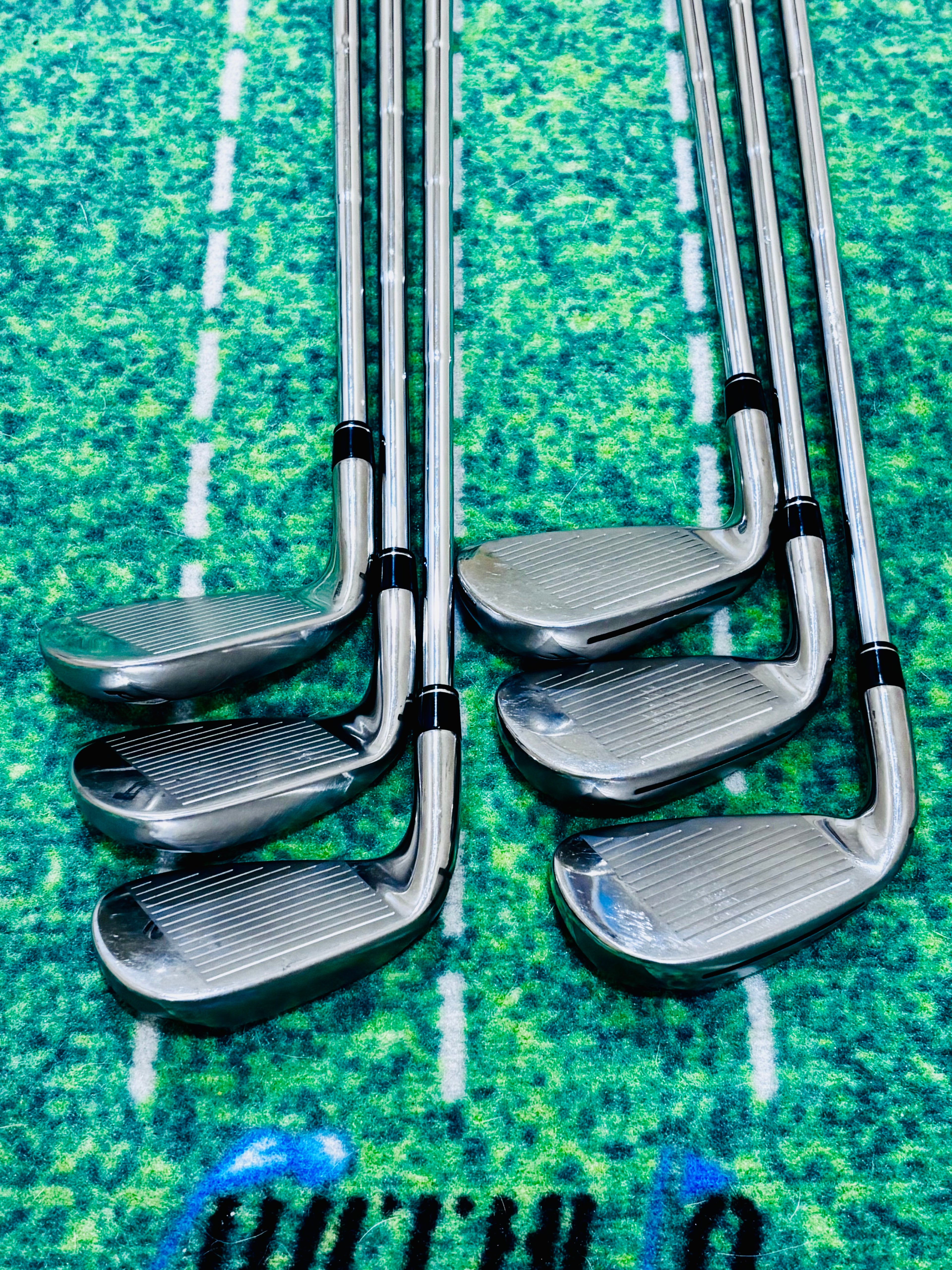 TaylorMade RocketBladez RBladeZ Iron Set 5-PW - RocketFuel Stiff Steel - Excellent Condition