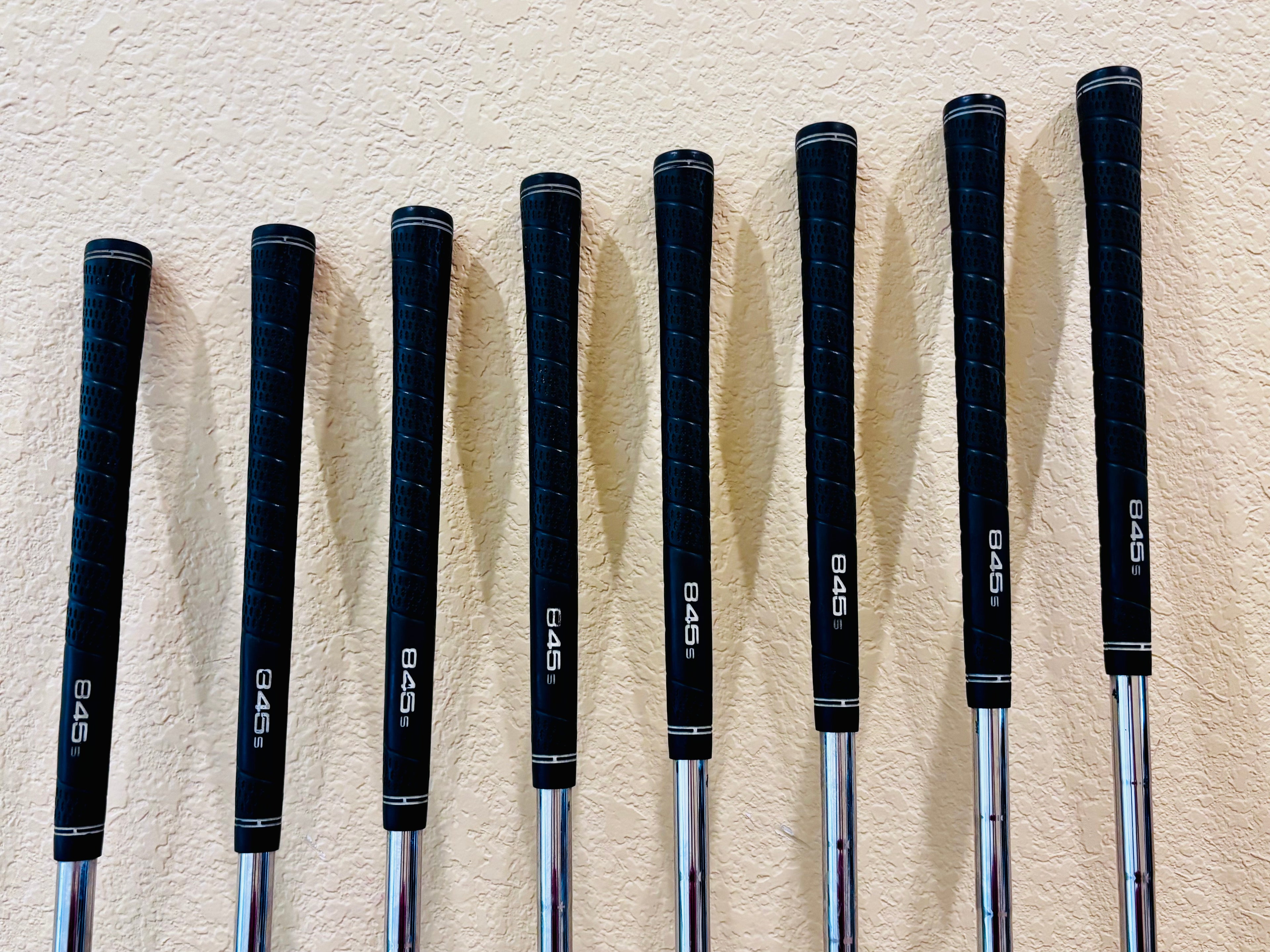 Tommy Armour 845s Plus Oversize Cavity Back Iron Set 3-PW - Steel Shafts - Original Grips