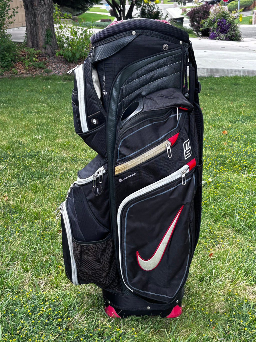 Nike M9 II 14-Way Premium Golf Cart Bag - Black/Silver