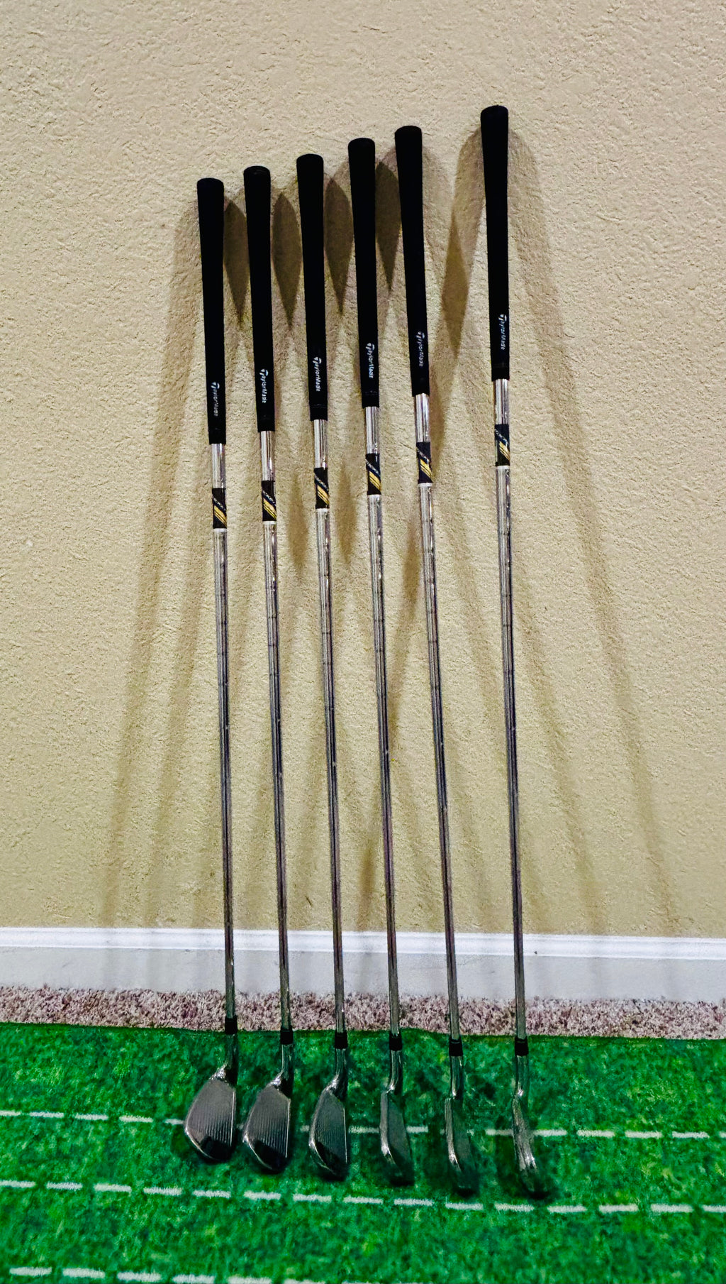 TaylorMade RocketBladez RBladeZ Iron Set 5-PW - RocketFuel Stiff Steel - Excellent Condition