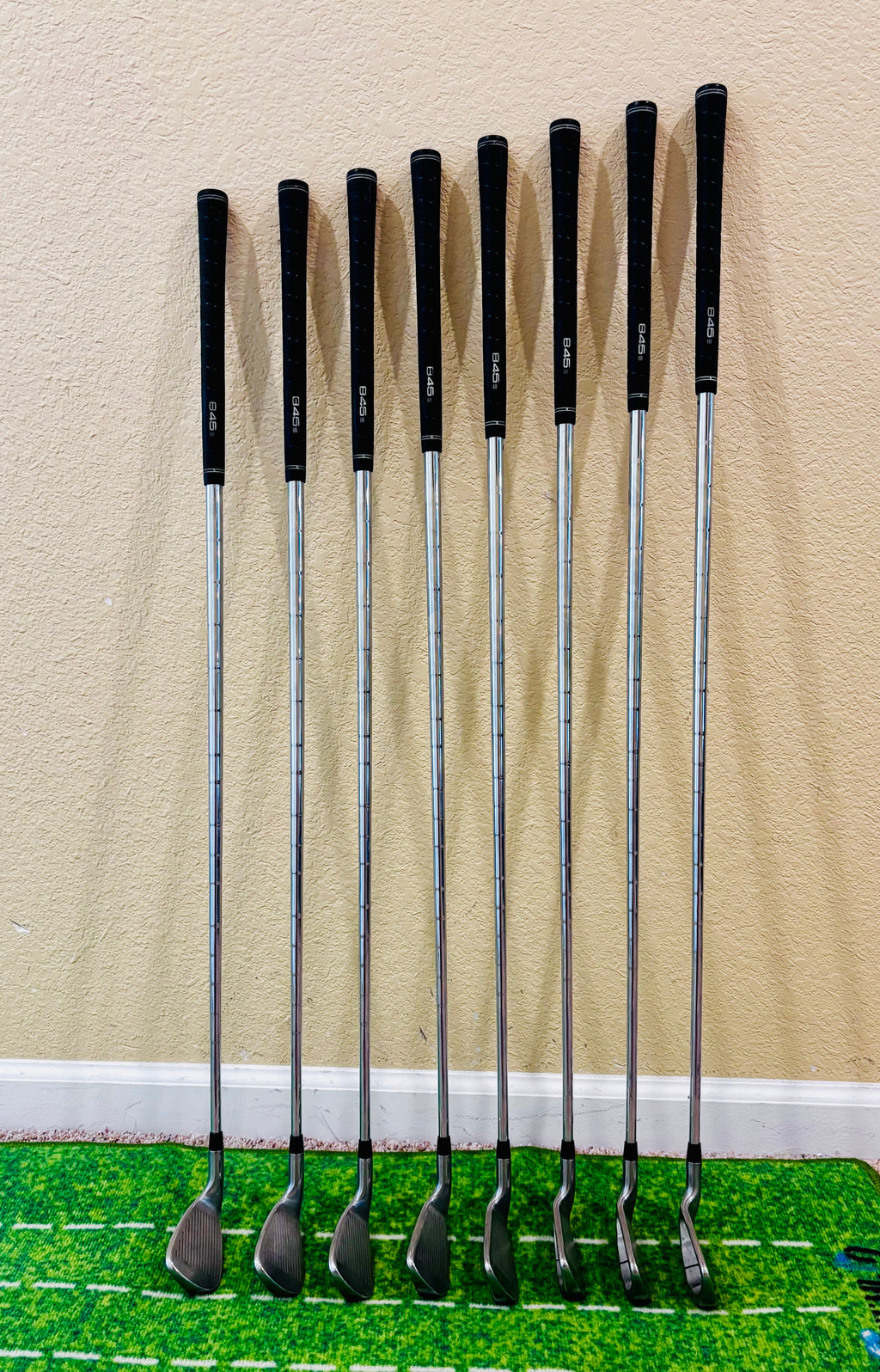 Tommy Armour 845s Plus Oversize Cavity Back Iron Set 3-PW - Steel Shafts - Original Grips