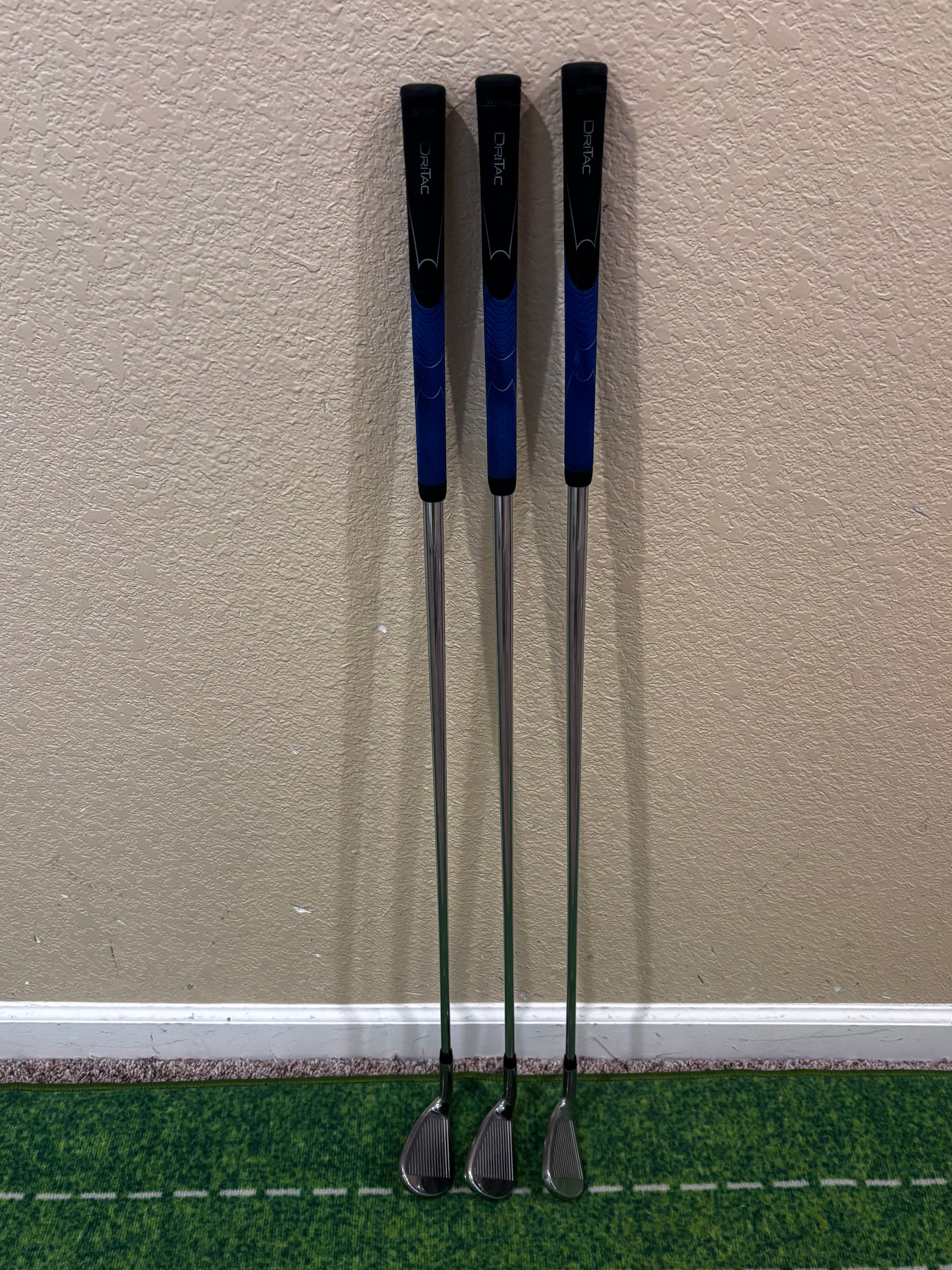 Callaway Rogue ST Max 3-Wedge Set - P / A46 / G51 - Project X Rifle 6.0 - Winn Dri-Tac Grips