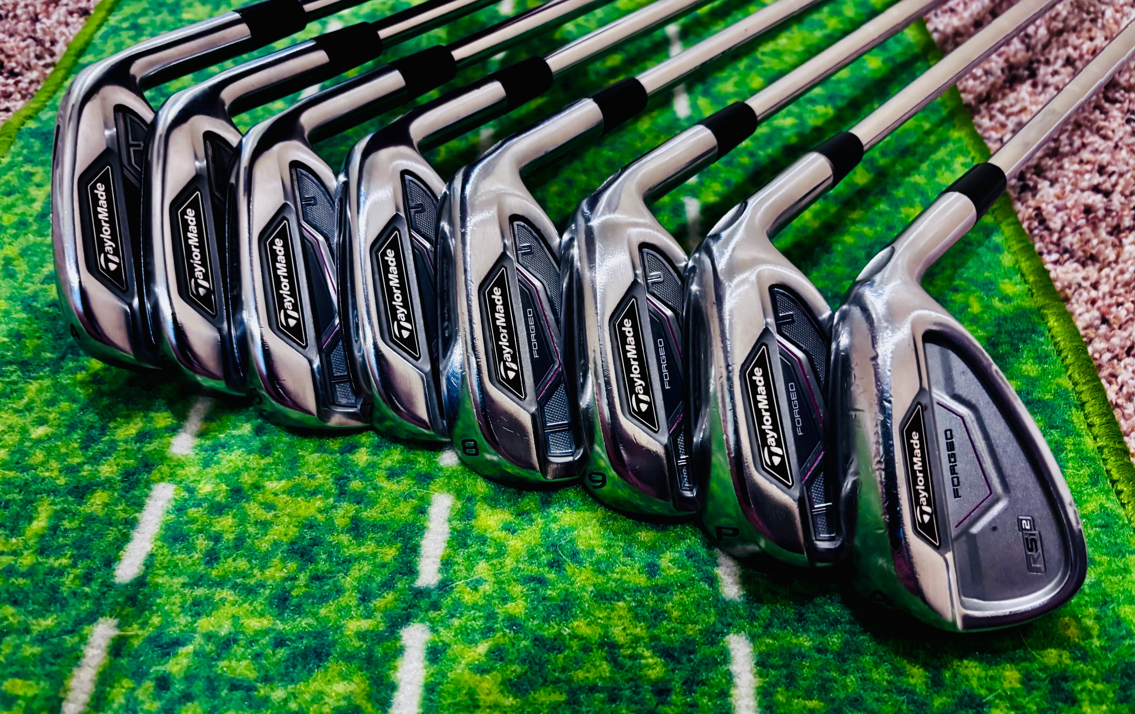 TaylorMade RSi 2 Forged Iron Set (4-PW+AW) – 8 Clubs – KBS Stiff Steel