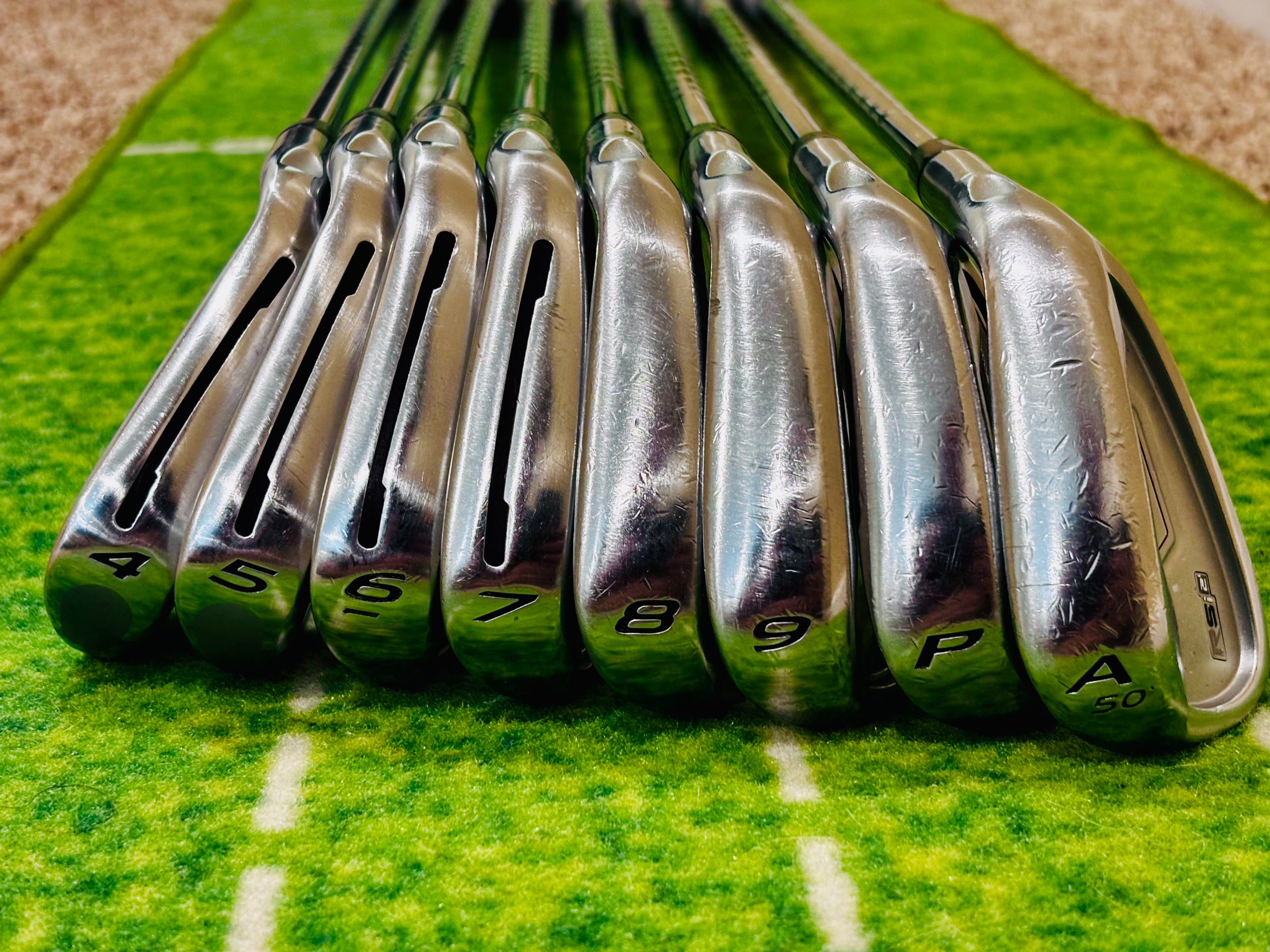 TaylorMade RSi 2 Forged Iron Set (4-PW+AW) – 8 Clubs – KBS Stiff Steel